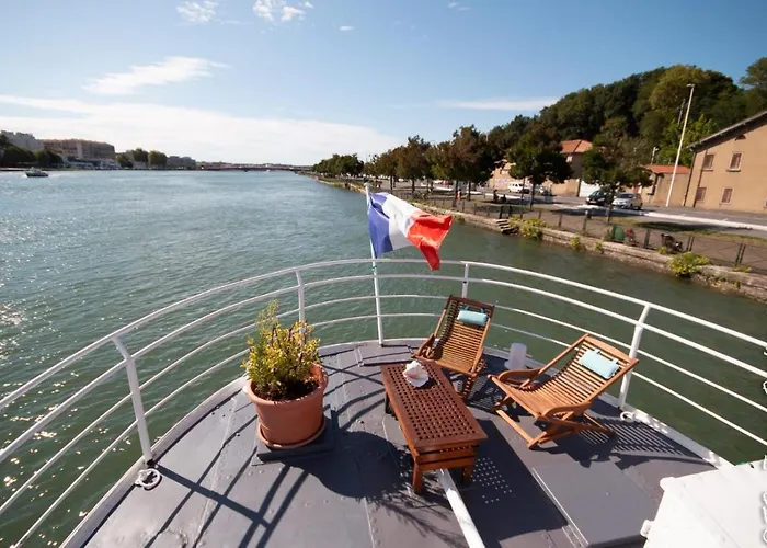 Guest house Peniche Djebelle Bayonne