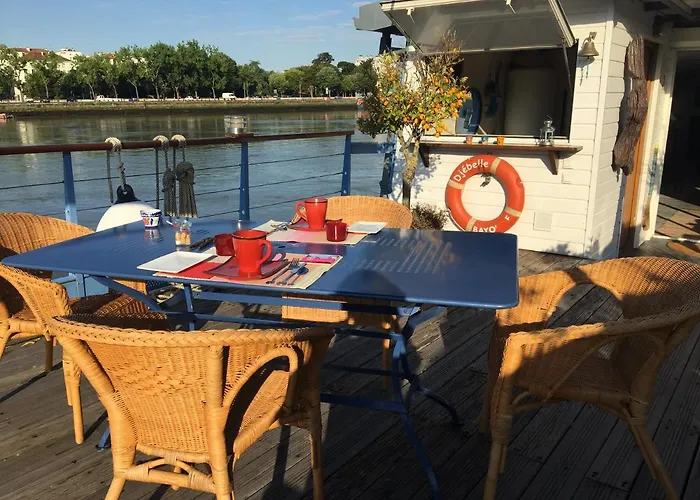 Peniche Djebelle Guest house