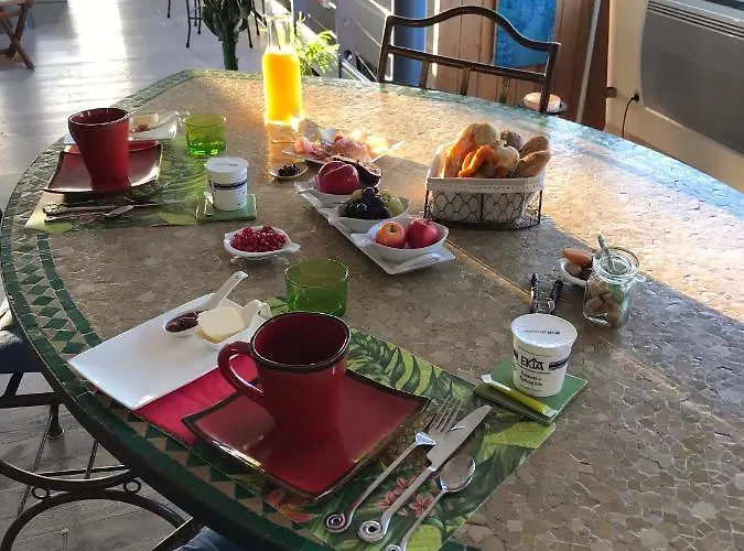 Guest house Peniche Djebelle