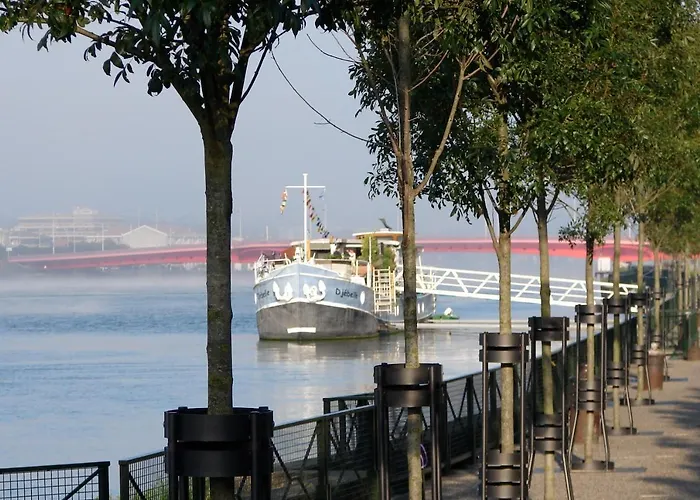 Guest house Peniche Djebelle 3*